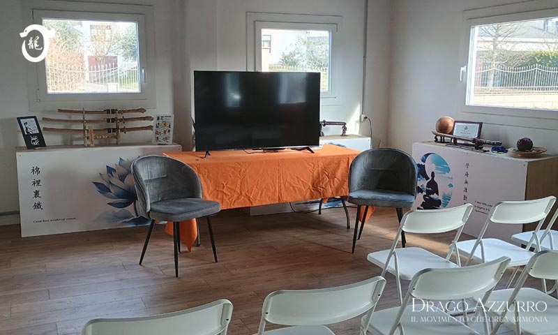 養神堂 | Corsi di ginnastica del benessere, ginnastica dolce, posturale, pilates, ginnastica per parkinson | Arti marziali cinesi, Taiji Quan, QiGong, DaoYin e difesa personale | Camin, Camponogara, Campolongo Maggiore, Dolo, Fossò, Fiesso d'Artico, Legnaro, Noventa Padovana, Padova, Ponte di Brenta, Ponte San Niccolò, Sandon, Venezia, Vigonovo, Villatora, Saonara, Stra.